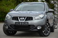 samochód osobowy Nissan zdjęcie 1