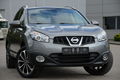 samochód osobowy Nissan zdjęcie 10