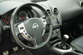 samochód osobowy Nissan zdjęcie 23