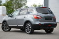 samochód osobowy Nissan zdjęcie 9