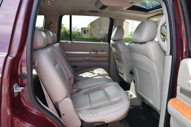 Chrysler Aspen Limited 5.7HEMi V8 340KM 2008r. 4x4 8os. Skóra Szyber NAVi Kamera zdjęcie 10