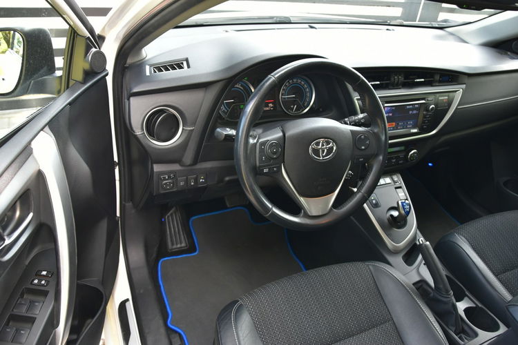 Toyota Auris Hybrid 1.8 136KM 2013r. Premnium Skóra NAVi Kamera LED 133tkm POLECAM zdjęcie 14