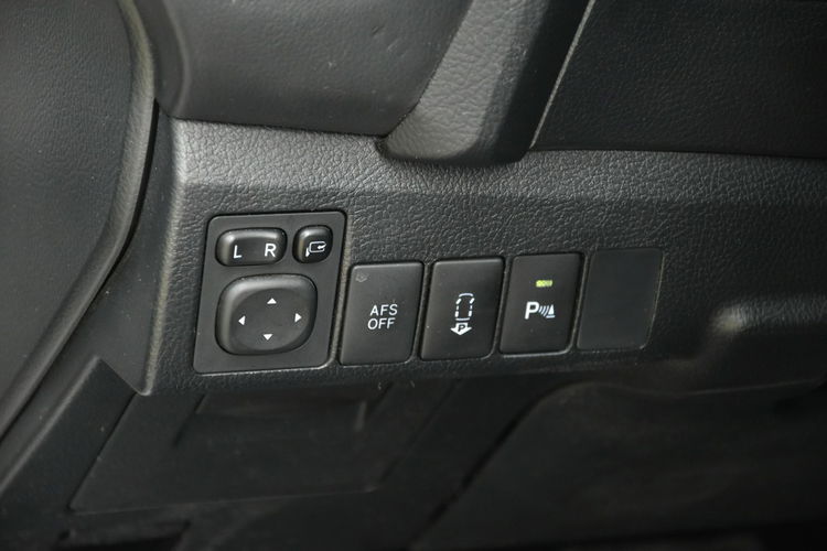 Toyota Auris Hybrid 1.8 136KM 2013r. Premnium Skóra NAVi Kamera LED 133tkm POLECAM zdjęcie 16