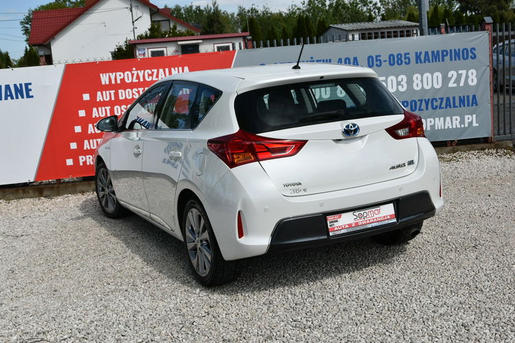 Toyota Auris Hybrid 1.8 136KM 2013r. Premnium Skóra NAVi Kamera LED 133tkm POLECAM zdjęcie 23
