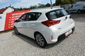samochód osobowy Toyota zdjęcie 24