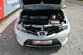 samochód osobowy Toyota zdjęcie 28