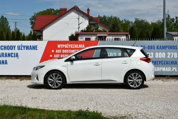 Toyota Auris Hybrid 1.8 136KM 2013r. Premnium Skóra NAVi Kamera LED 133tkm POLECAM zdjęcie 3