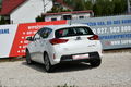 samochód osobowy Toyota zdjęcie 4