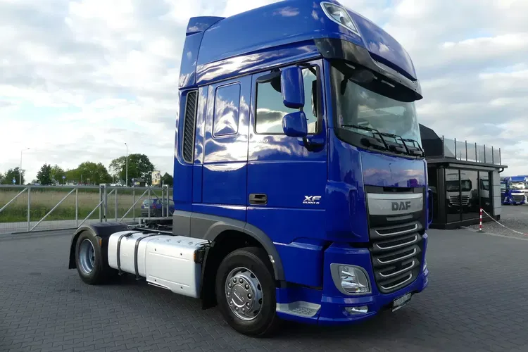 DAF XF 106.460 / SUPER SPACE CAB / AUTOMAT / 2017.12 / zdjęcie 8