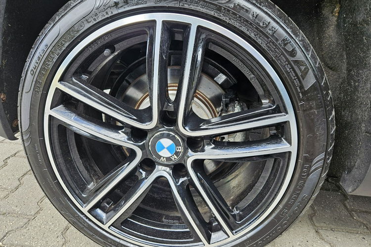 BMW X1 4x4 / Nawigacja / Podgrzewane fotele / Klimatronik zdjęcie 18