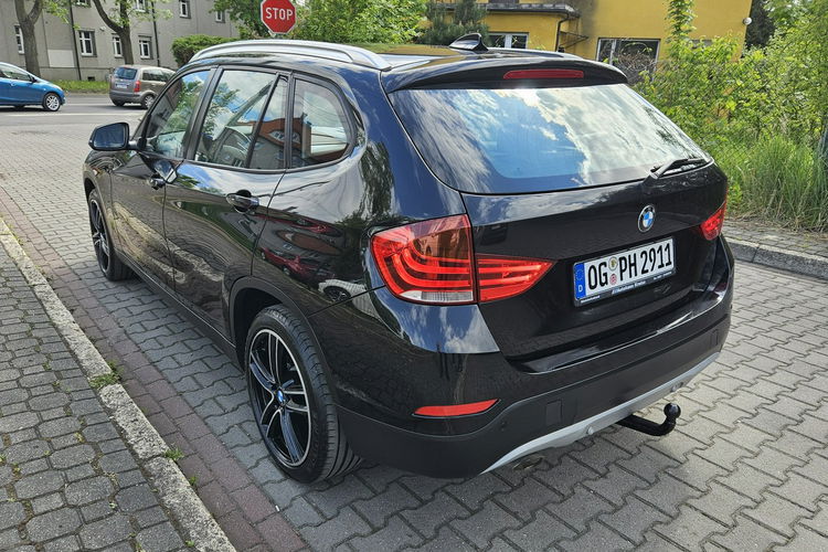 BMW X1 4x4 / Nawigacja / Podgrzewane fotele / Klimatronik zdjęcie 6