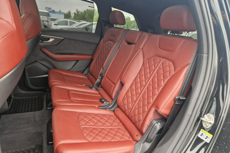 Audi SQ7 Premium Plus Najbogatsza wersja wyposażenia Stan wzorowy Bez Ryski zdjęcie 29