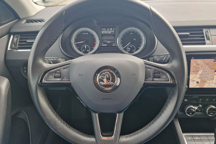 Skoda Octavia Stan BDB DSG Panorama Bogate wyposażenie zdjęcie 15