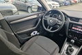 samochód osobowy Skoda zdjęcie 28
