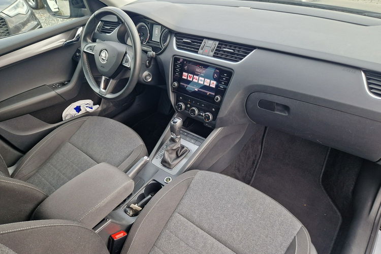 Skoda Octavia Stan BDB DSG Panorama Bogate wyposażenie zdjęcie 33