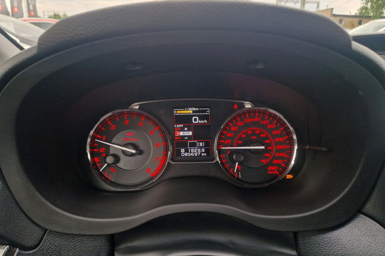 Subaru WRX STI Środek Alcantara Stan wzorowy Bogate wyposażenie LIFT Full Led zdjęcie 15