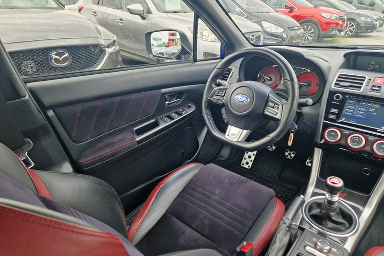 Subaru WRX STI Środek Alcantara Stan wzorowy Bogate wyposażenie LIFT Full Led zdjęcie 24