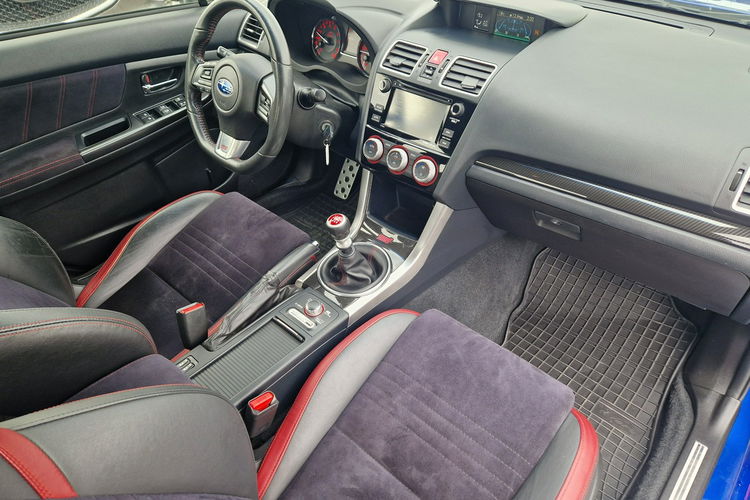 Subaru WRX STI Środek Alcantara Stan wzorowy Bogate wyposażenie LIFT Full Led zdjęcie 29