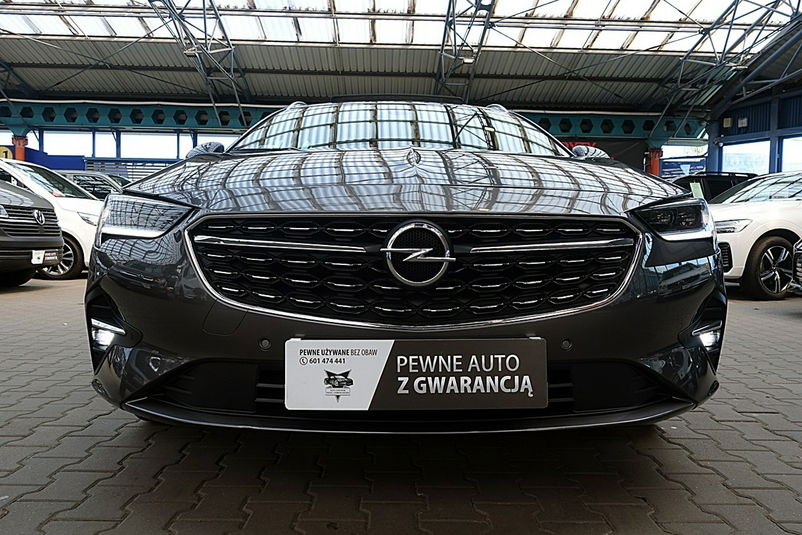 samochód osobowy Opel zdjęcie 1