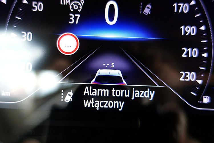 Renault Captur AUTOMAT Led+Kamera 360+Navi+BLIS 3Lata GWARANCJI 1wł Kraj Bezwypadkowy 4x2 zdjęcie 34
