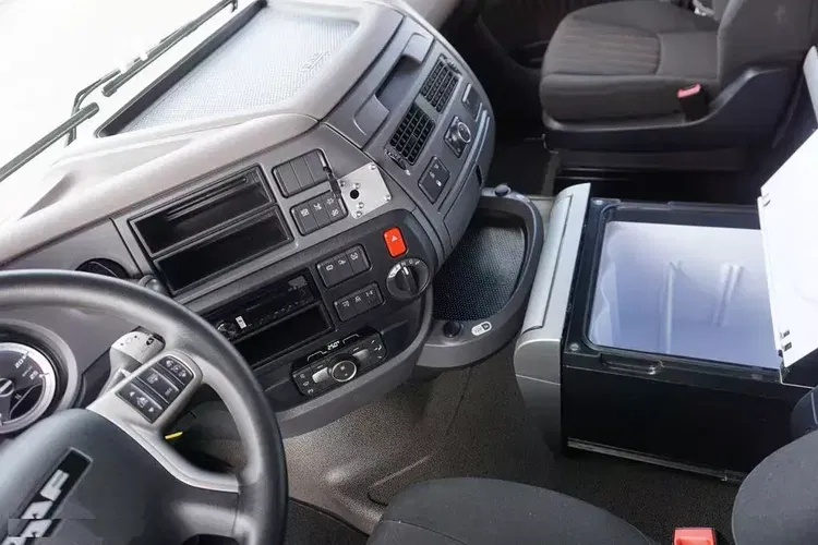 DAF XF / 480 / ACC / EURO 6 / ZESTAW PRZEJAZDOWY 120 M3 zdjęcie 9
