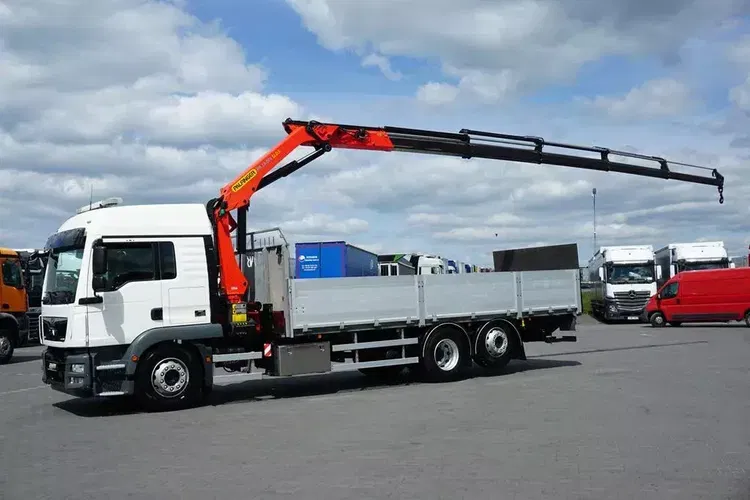 MAN TGM / 26.340 / 6 X 2 / SKRZYNIOWY + HDS + WINDA / PALFINGER PK 19001 SLD5 / WYSIĘG 15 M zdjęcie 4