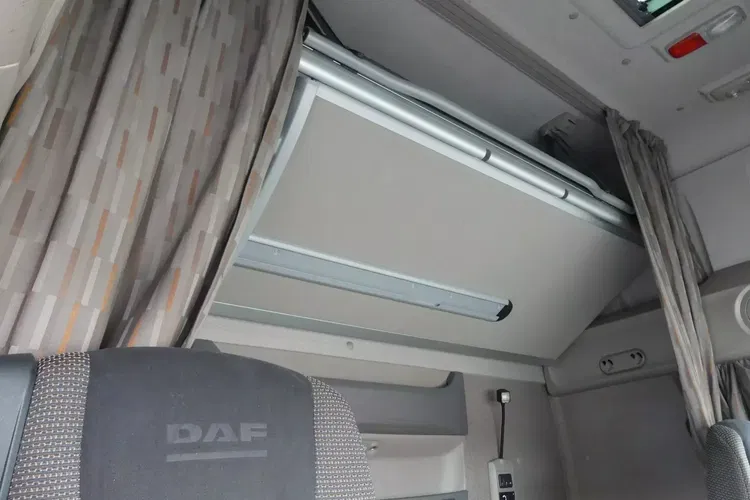 DAF XF 106.460 / SUPER SPACE CAB / AUTOMAT / 2017.12 / zdjęcie 19