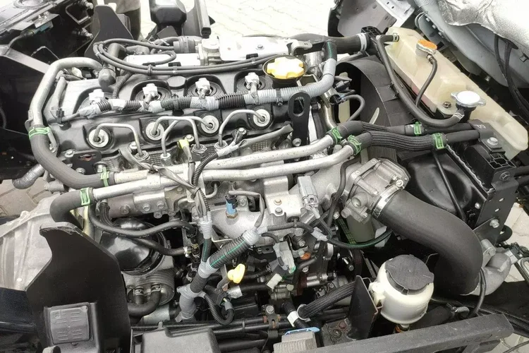 Nissan Cabstar zdjęcie 23