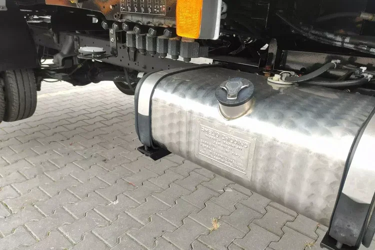 Nissan Cabstar zdjęcie 30