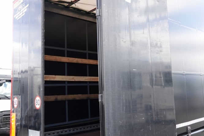 MAN TGX 18.460 / RETARDER / LOWDECK / ZESTAW + WIELTON FIRANKA / MEGA / OŚ PODNOSZONA / SAF / 2018 / PO KONTRAKCIE SERWISOWYM zdjęcie 18