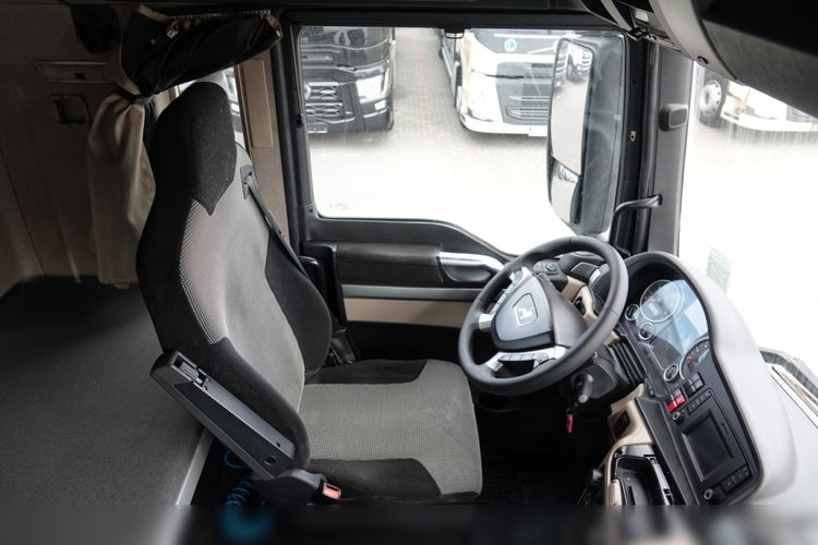 MAN TGX 18.460 / RETARDER / LOWDECK / ZESTAW + WIELTON FIRANKA / MEGA / OŚ PODNOSZONA / SAF / 2018 / PO KONTRAKCIE SERWISOWYM zdjęcie 38