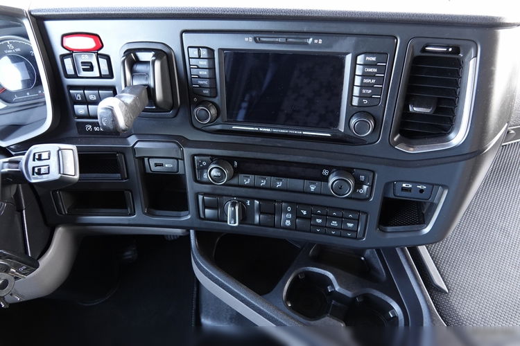 Scania S 500 / RETARDER / KLIMA POSTOJOWA / ALUFELGI / OPONY 100% / PO KONTRAKCIE SERWISOWYM / SPROWADZONY zdjęcie 31