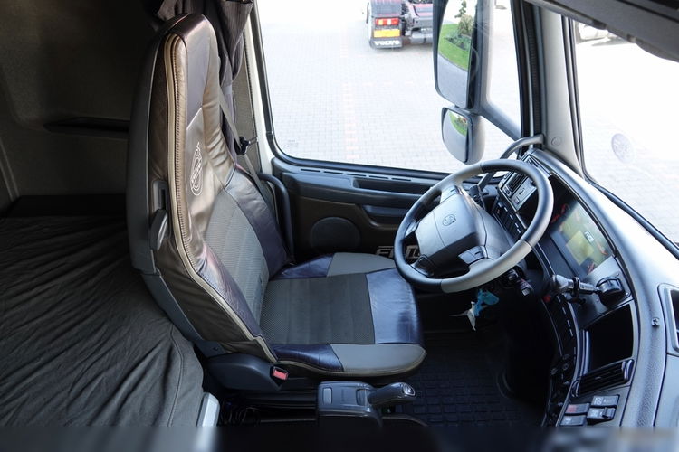 Volvo FH 16 / 600 / 6x4 / DMC: 180.000 KG !! / SPROWADZONY  zdjęcie 30