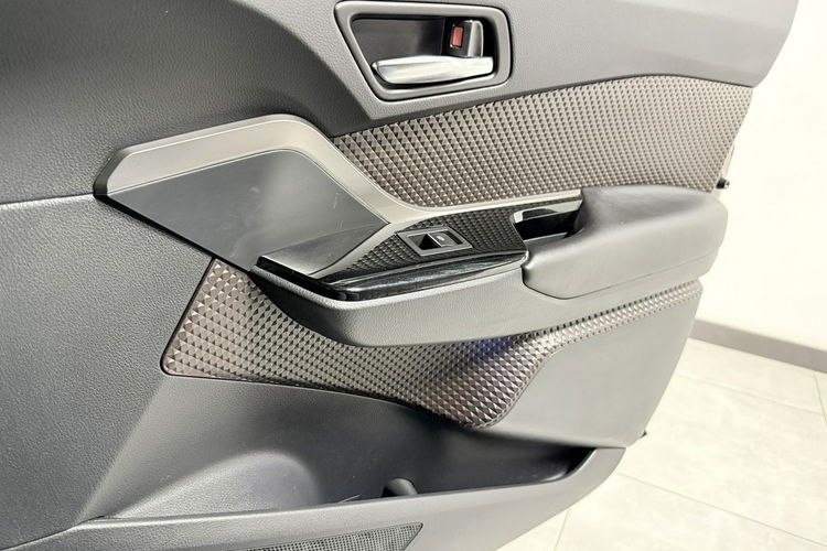 Toyota C-HR 1.2 TURBO 116KM EXCLUSIVE JBL 86.000km KeyLessGo Alu 18 Serwis NIEMCY zdjęcie 28