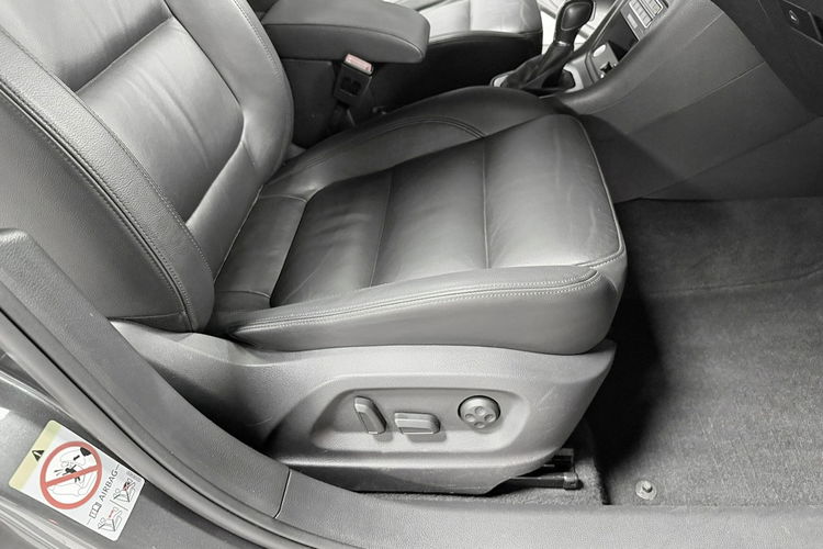 Volkswagen Sharan 2.0 TDI 177PS+DSG"KARAT Exclusive"7-Osobowy BiXenon NAVI DYNAUDIO HiFi zdjęcie 24