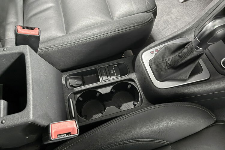 Volkswagen Sharan 2.0 TDI 177PS+DSG"KARAT Exclusive"7-Osobowy BiXenon NAVI DYNAUDIO HiFi zdjęcie 32