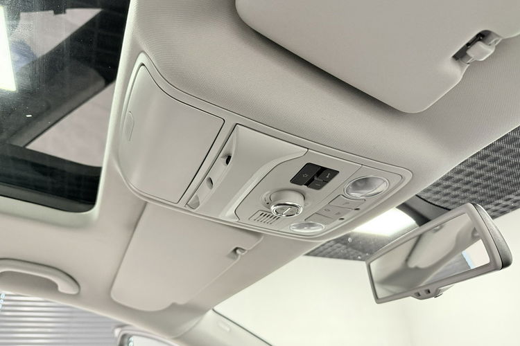 Volkswagen Sharan 2.0 TDI 177PS+DSG"KARAT Exclusive"7-Osobowy BiXenon NAVI DYNAUDIO HiFi zdjęcie 40