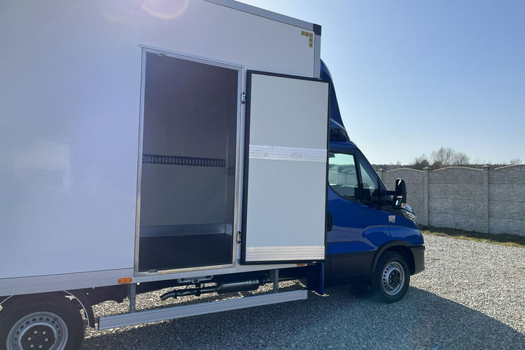 Iveco Daily 35S16 Kontener_Izotermiczny Dł.-4.5m GWARANCJA 3.0/160KM Pneumatyka zdjęcie 12