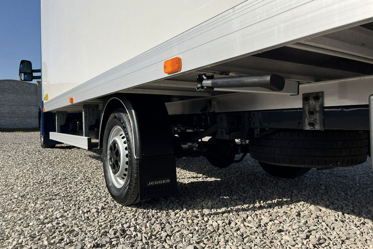 Iveco Daily 35S16 Kontener_Izotermiczny Dł.-4.5m GWARANCJA 3.0/160KM Pneumatyka zdjęcie 15