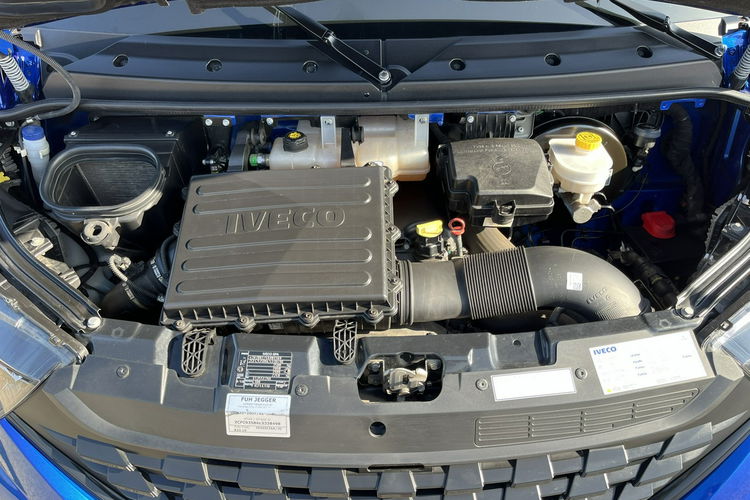Iveco Daily 35S16 Kontener_Izotermiczny Dł.-4.5m GWARANCJA 3.0/160KM Pneumatyka zdjęcie 20