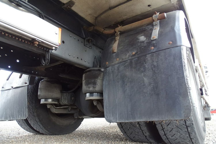 Mercedes AXOR 1829 Chłodnia Lamberet Sprowadzony Przebieg Udokumentowany , Klima , Blokada Mostu , Winda , Poduszki zdjęcie 11