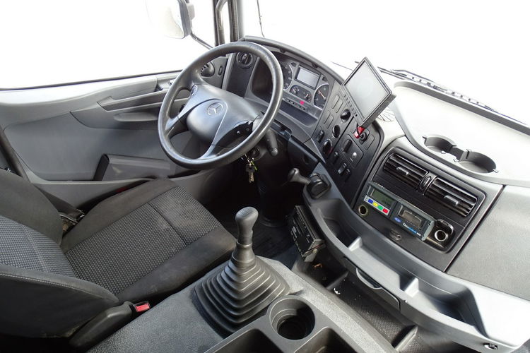 Mercedes AXOR 1829 Chłodnia Lamberet Sprowadzony Przebieg Udokumentowany , Klima , Blokada Mostu , Winda , Poduszki zdjęcie 19