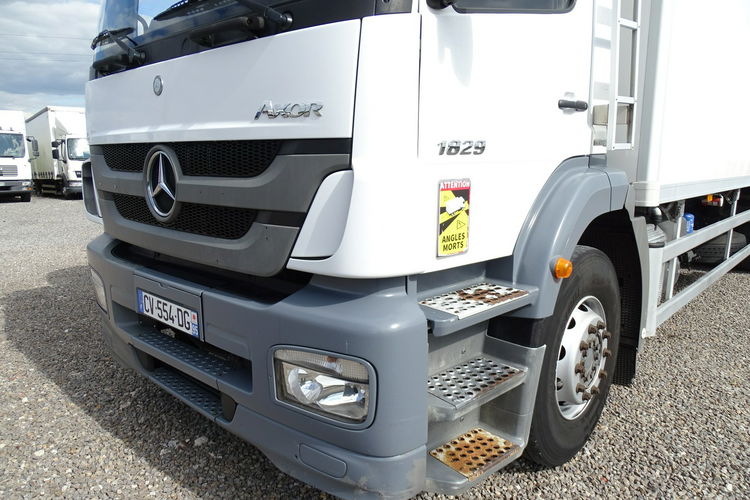 Mercedes AXOR 1829 Chłodnia Lamberet Sprowadzony Przebieg Udokumentowany , Klima , Blokada Mostu , Winda , Poduszki zdjęcie 24