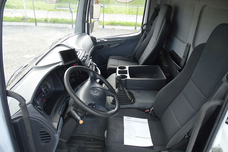 Mercedes AXOR 1829 Chłodnia Lamberet Sprowadzony Przebieg Udokumentowany , Klima , Blokada Mostu , Winda , Poduszki zdjęcie 6