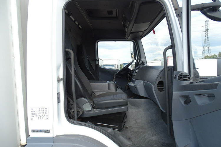 Mercedes AXOR 1829 Chłodnia Lamberet Sprowadzony Przebieg Udokumentowany , Klima , Blokada Mostu , Winda , Poduszki zdjęcie 7