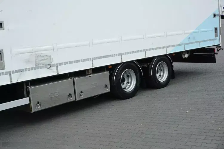 Scania R 450 / E 6 / HDS PALFINGER PK 34002 / ZESTAW DO PRZEWOZU SZKŁA zdjęcie 30