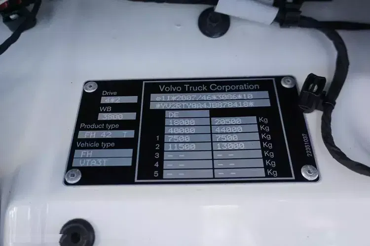 Volvo FH / 460 / EURO 6 / ACC / NISKI zdjęcie 11