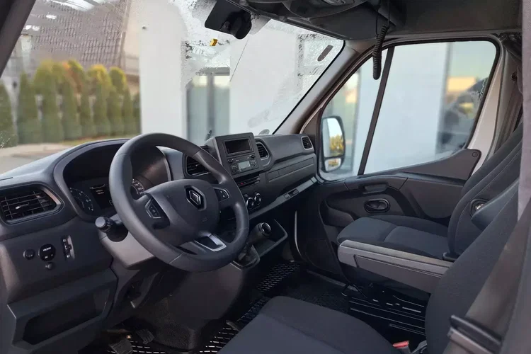 Renault Master zdjęcie 21