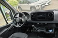 samochód dostawczy Mercedes zdjęcie 7