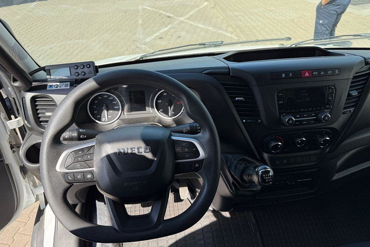 Iveco DAILY 70C18 zdjęcie 6